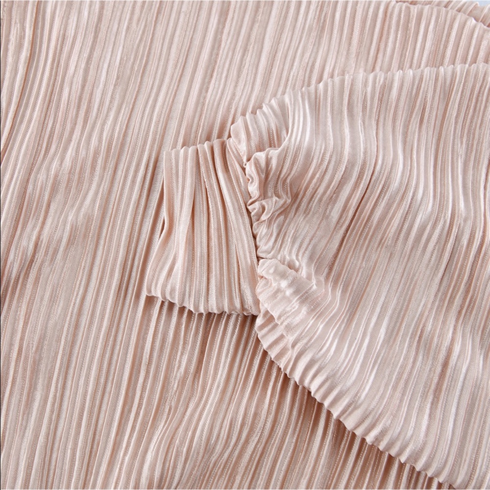 Lux deep v neck bodysuit - Picture 9 of 10